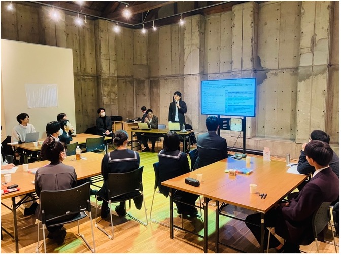 デザイン×クリエィティブワークショップ　SRE ホールディングス株式会社　開催報告書